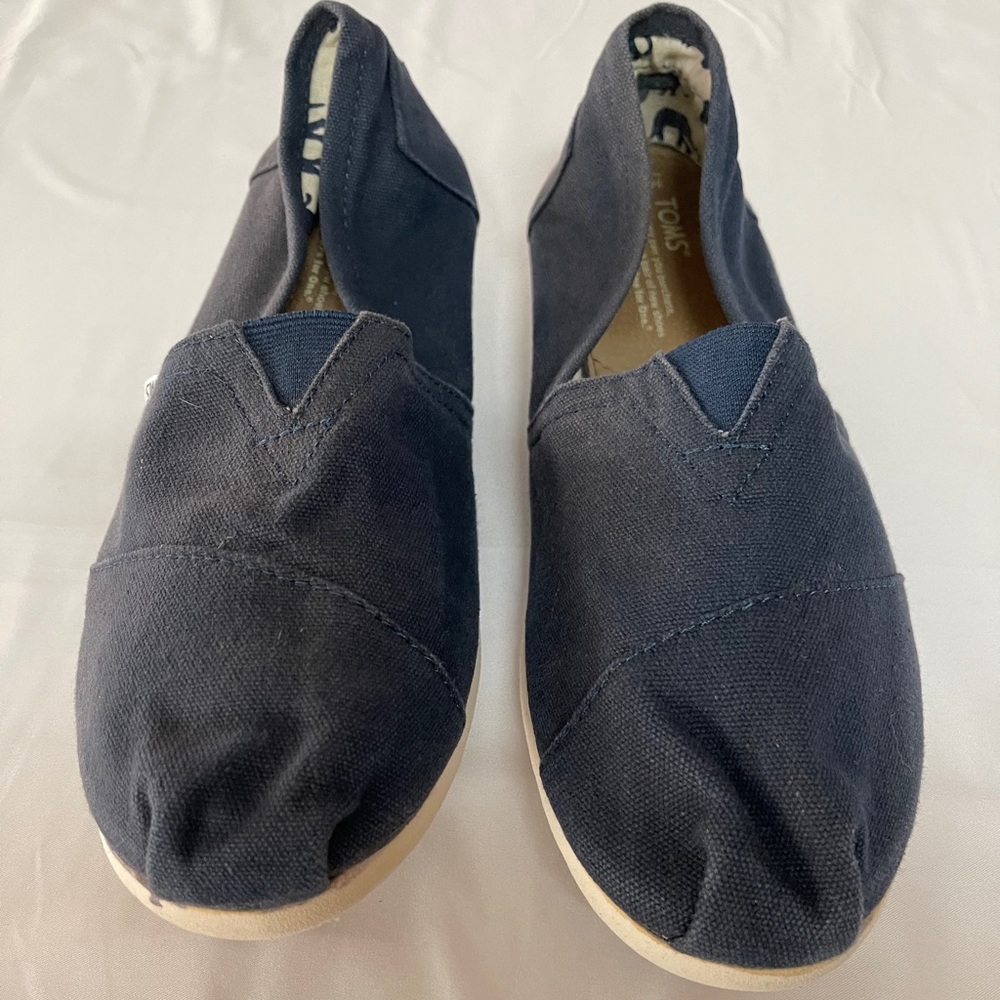 Toms shoes 10.5